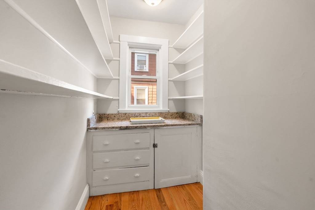 Medford, MA 02155,82-84 Quincy St