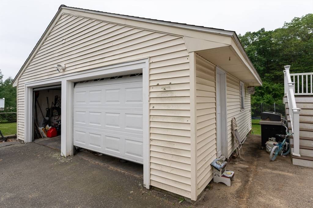 Dracut, MA 01826,126 Forest Park Rd