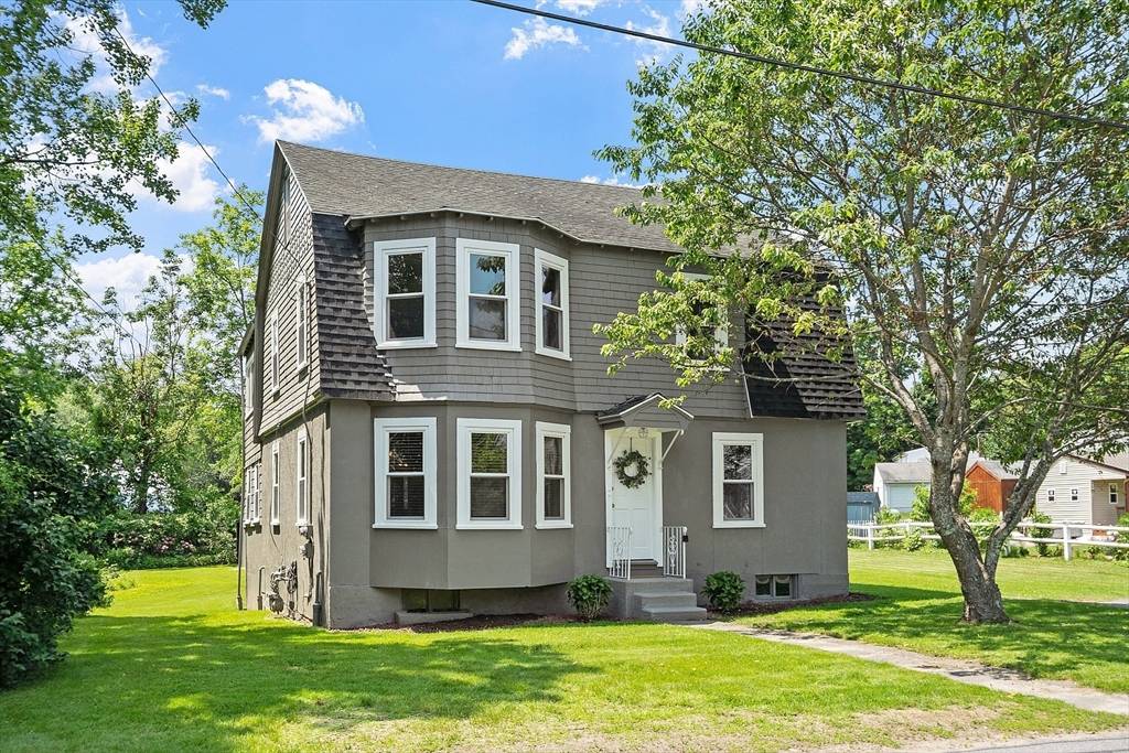 Lancaster, MA 01523,136 Narrow Ln