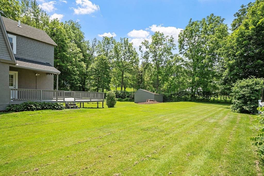 Lancaster, MA 01523,136 Narrow Ln