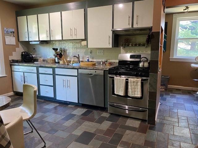 Woburn, MA 01801,24 Lawrence Street #24