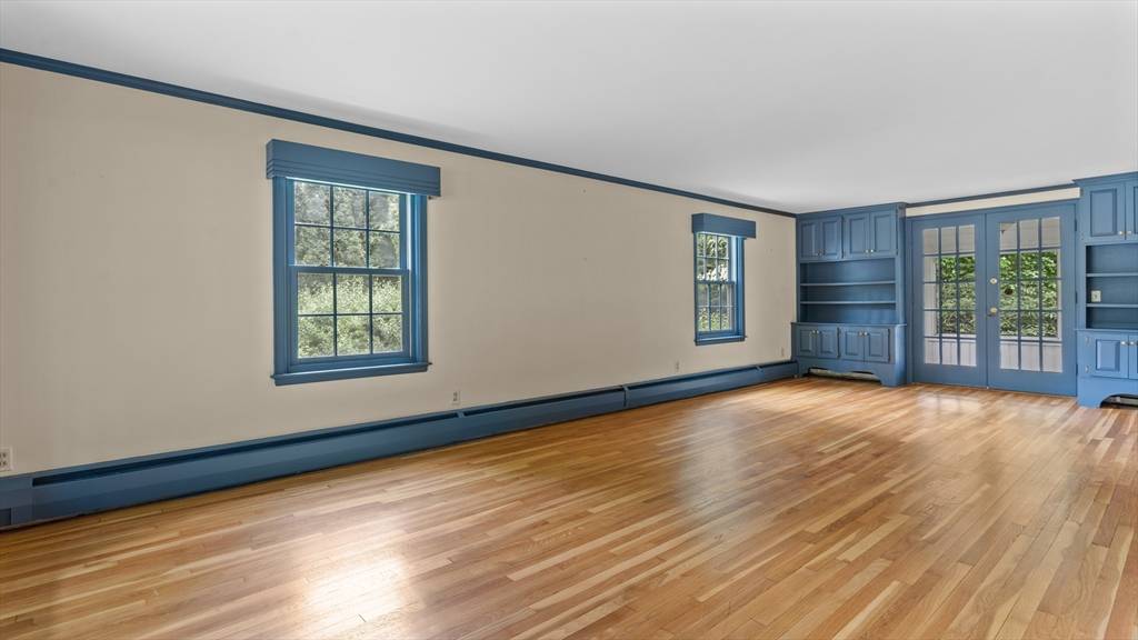 Holden, MA 01520,141 Lovell Road