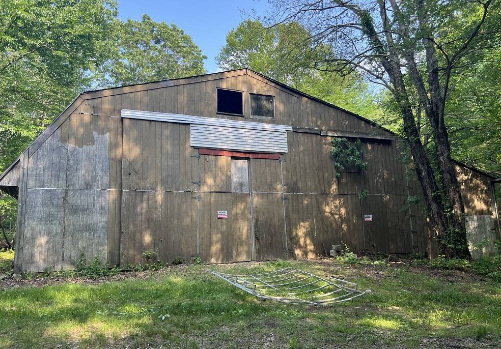 Charlton, MA 01507,140 Bond Rd