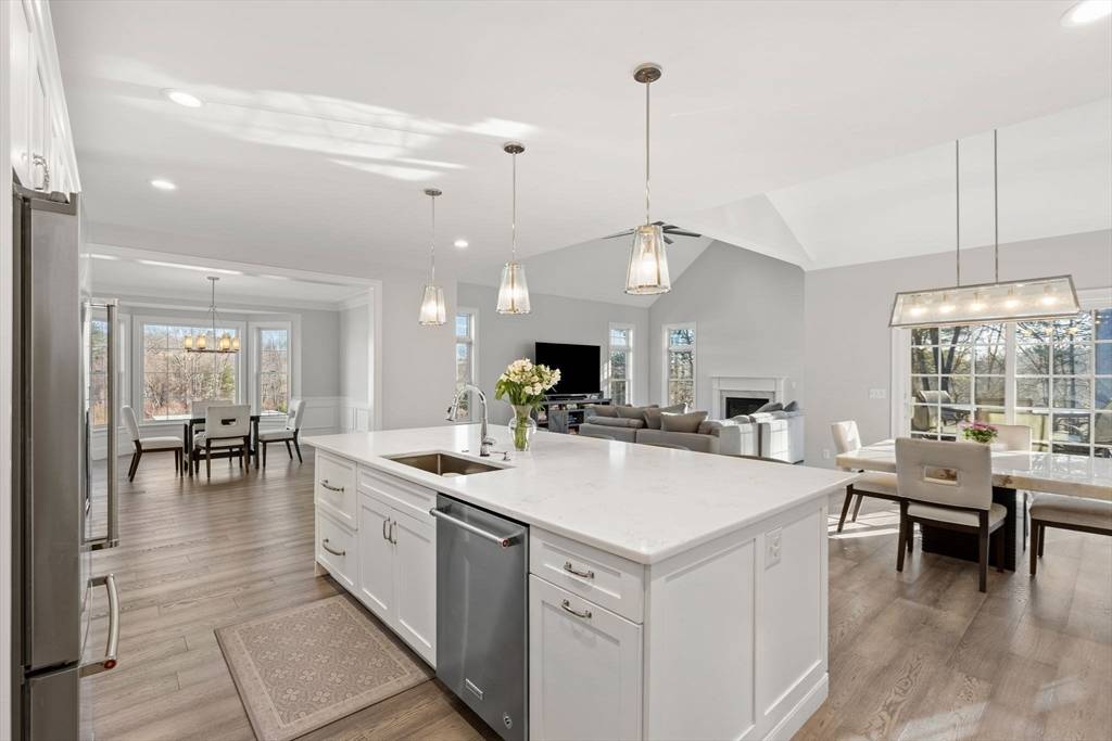 Millis, MA 02054,37 Beech St