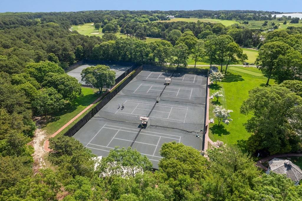 Oak Bluffs, MA 02557,25 Ice Pond Ln