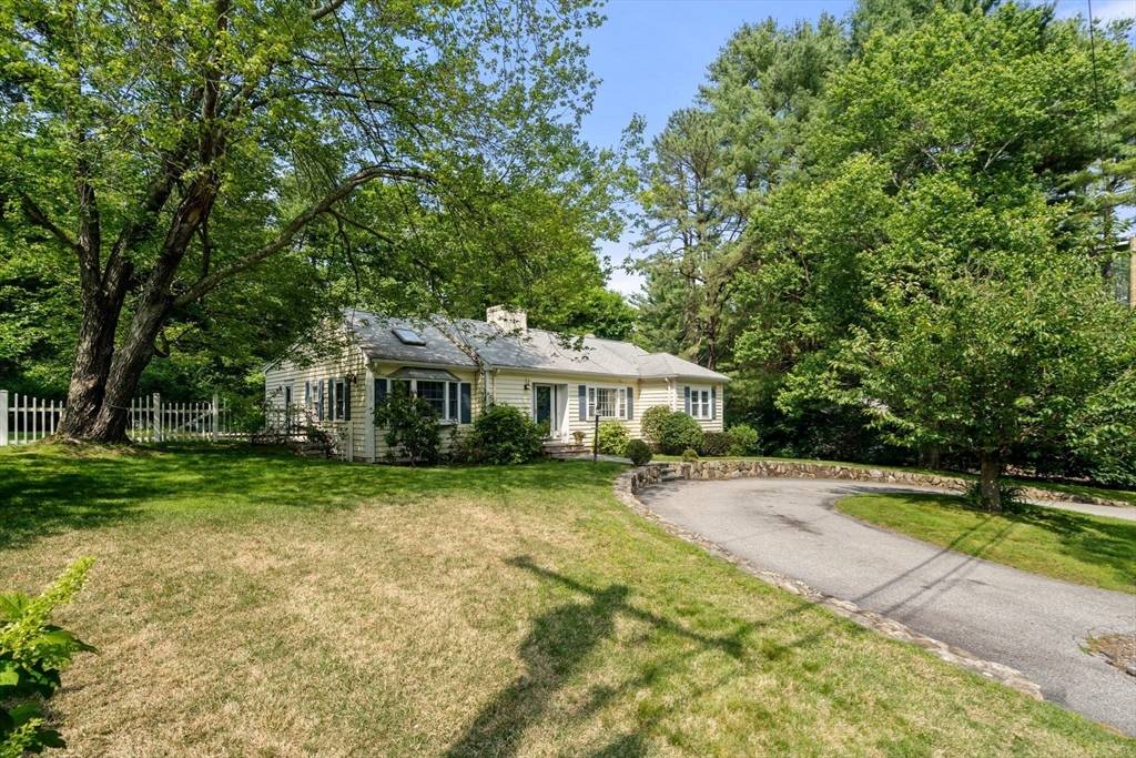 Westwood, MA 02090,61 Conant Road