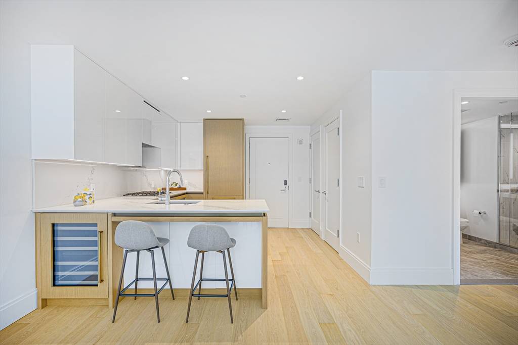 Boston, MA 02118,380 Harrison Ave #1123