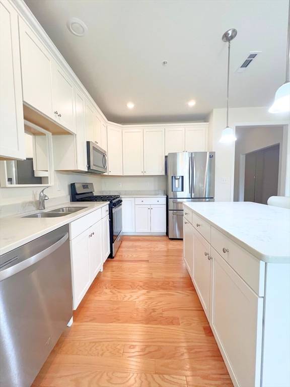 Westwood, MA 02090,120 University Ave #2209