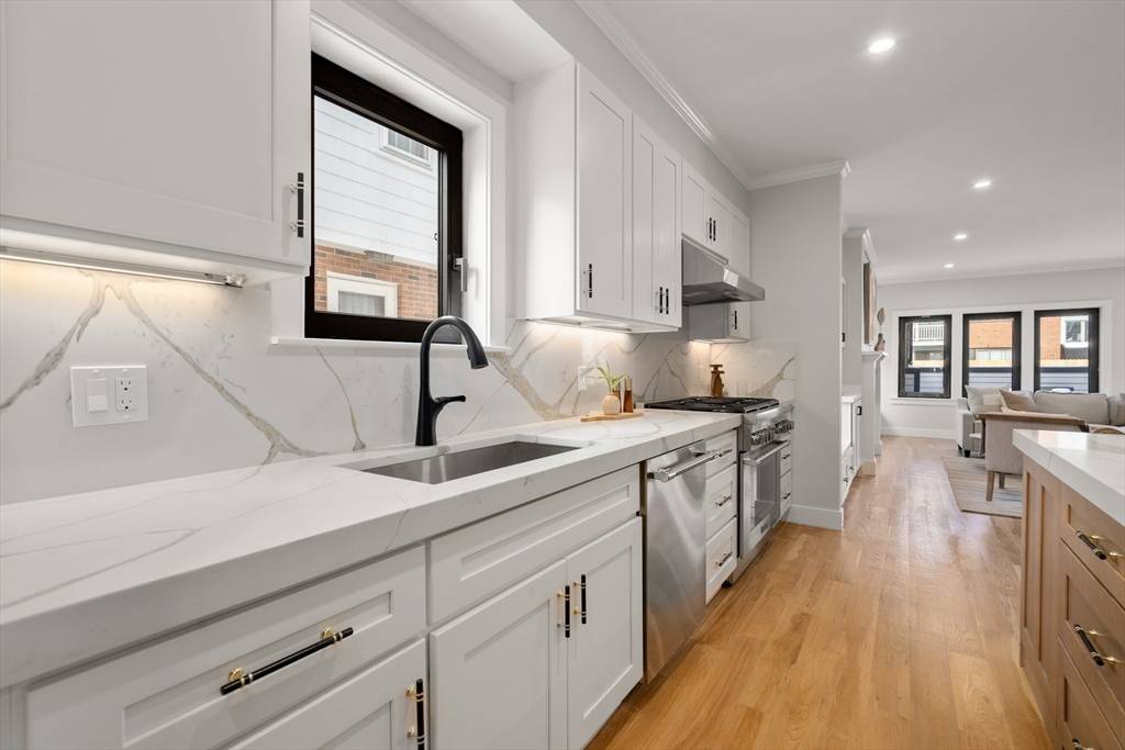 Boston, MA 02127,832 East 3rd #A