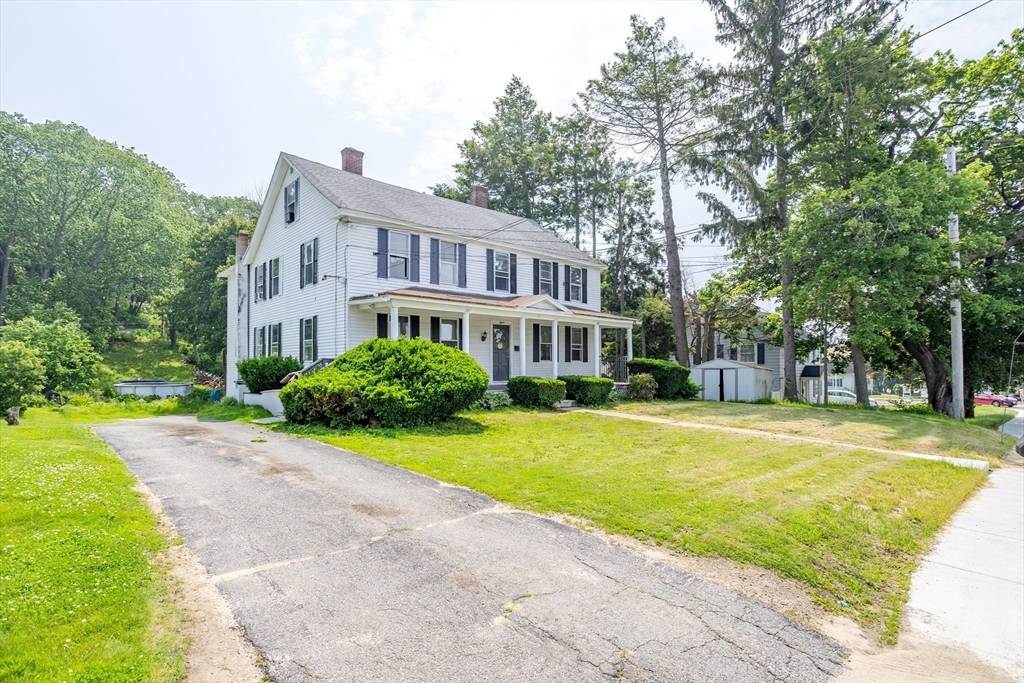 Gardner, MA 01440,15 Green St