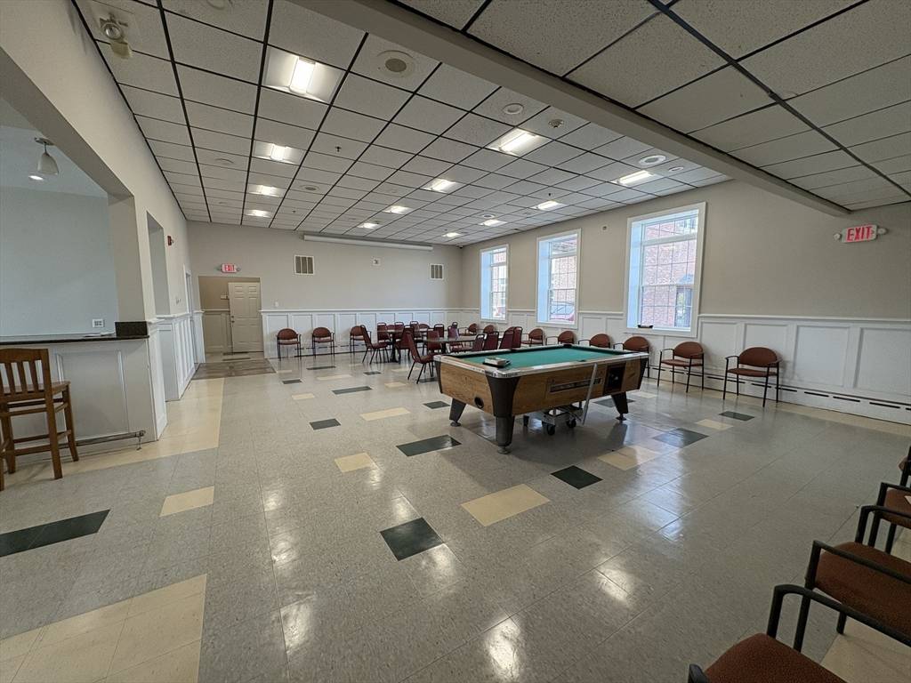 New Bedford, MA 02744,701 Orchard  Street #1