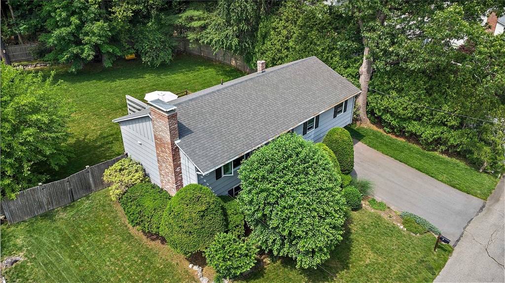 Ipswich, MA 01938,5 Abell Ave