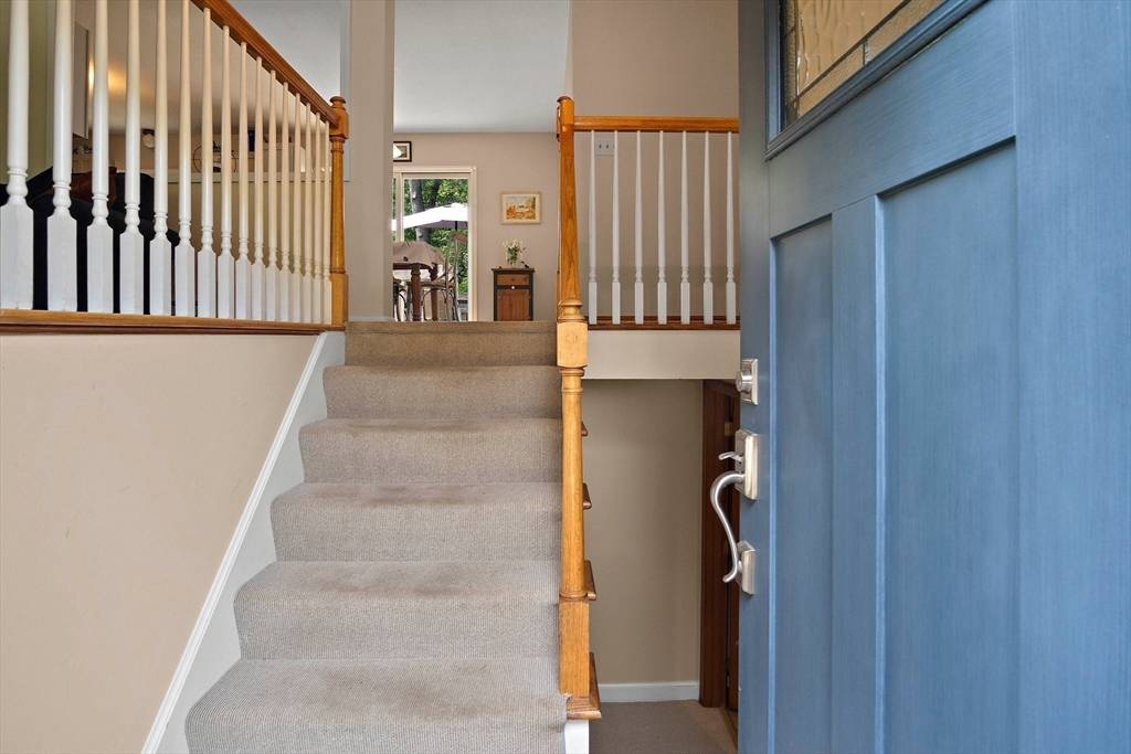 Ipswich, MA 01938,5 Abell Ave