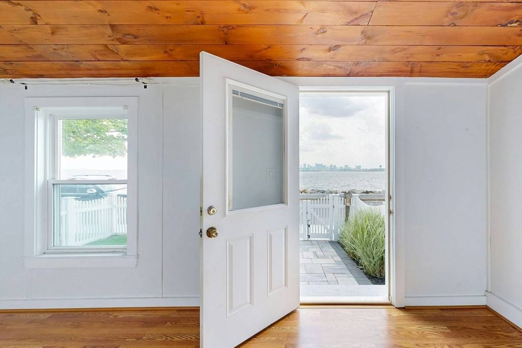 Winthrop, MA 02152,88 Grand View Ave