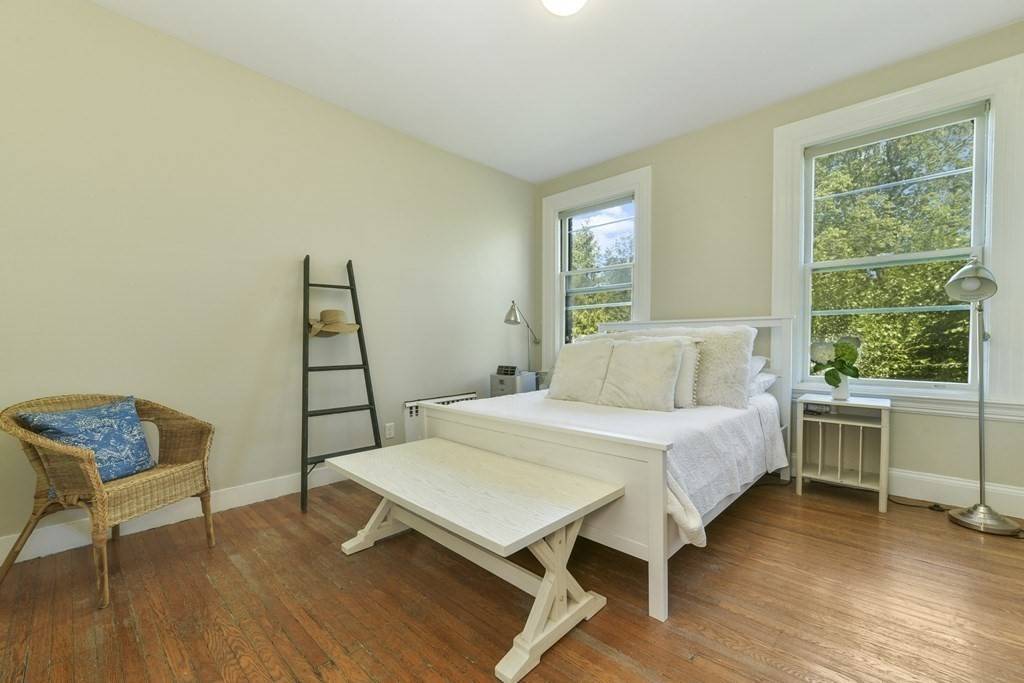 Brookline, MA 02446,1060 Beacon St #12