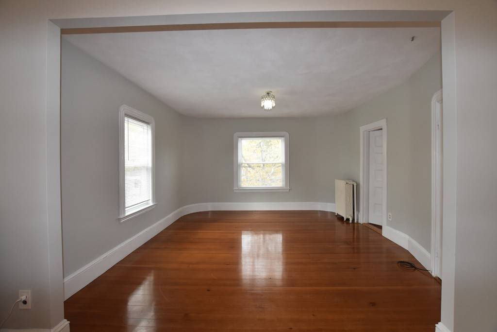 Watertown, MA 02472,96 Dexter Ave #2