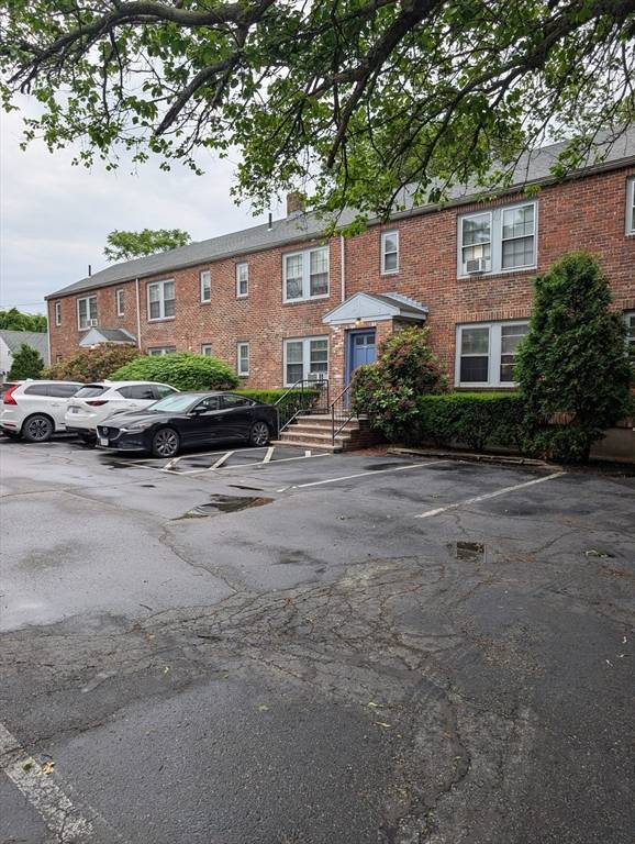 Medford, MA 02155,260 Main Street #19