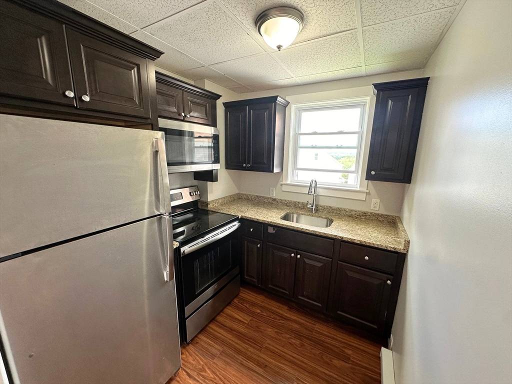Fall River, MA 02723,79-87 Campbell St