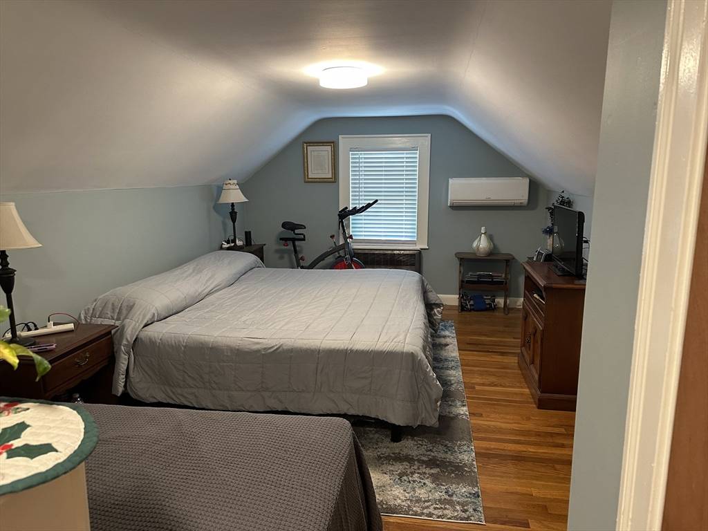 110 Holyoke St Lynn, MA 01905