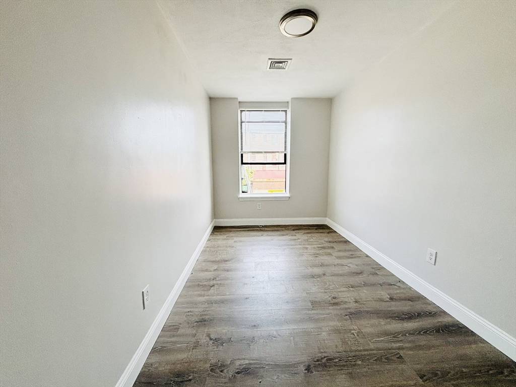Malden, MA 02148,94 Eastern Ave #3
