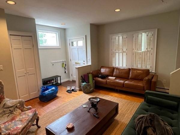 Cambridge, MA 02138,10 Orrin St #10