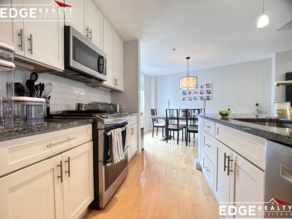 Brookline, MA 02446,1601 Beacon St #403
