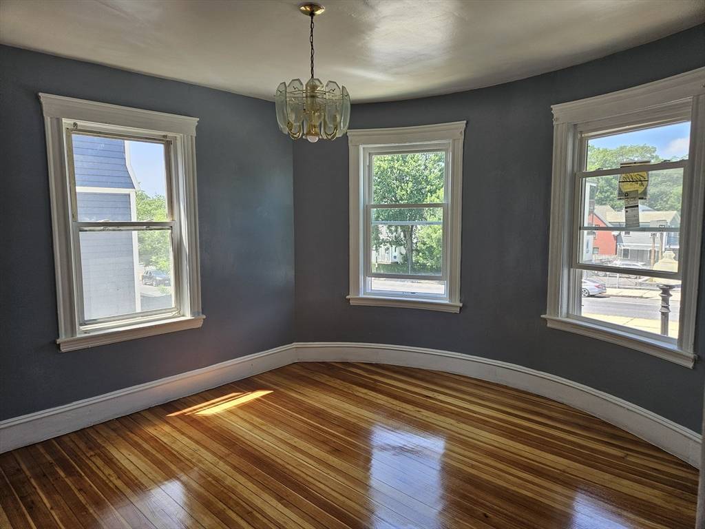 Boston, MA 02126,1516 Blue Hill Ave #2