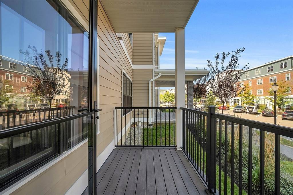 Dover, NH 03820,55 Pointe Place #202