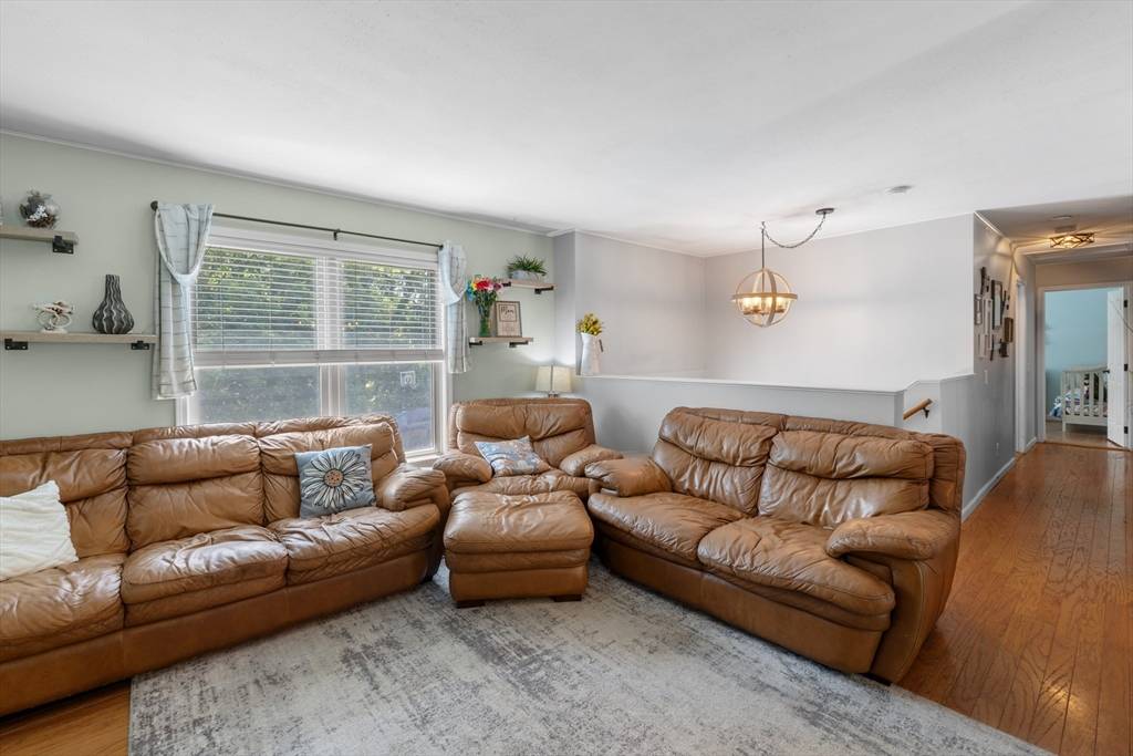 New Bedford, MA 02746,211 Upton St