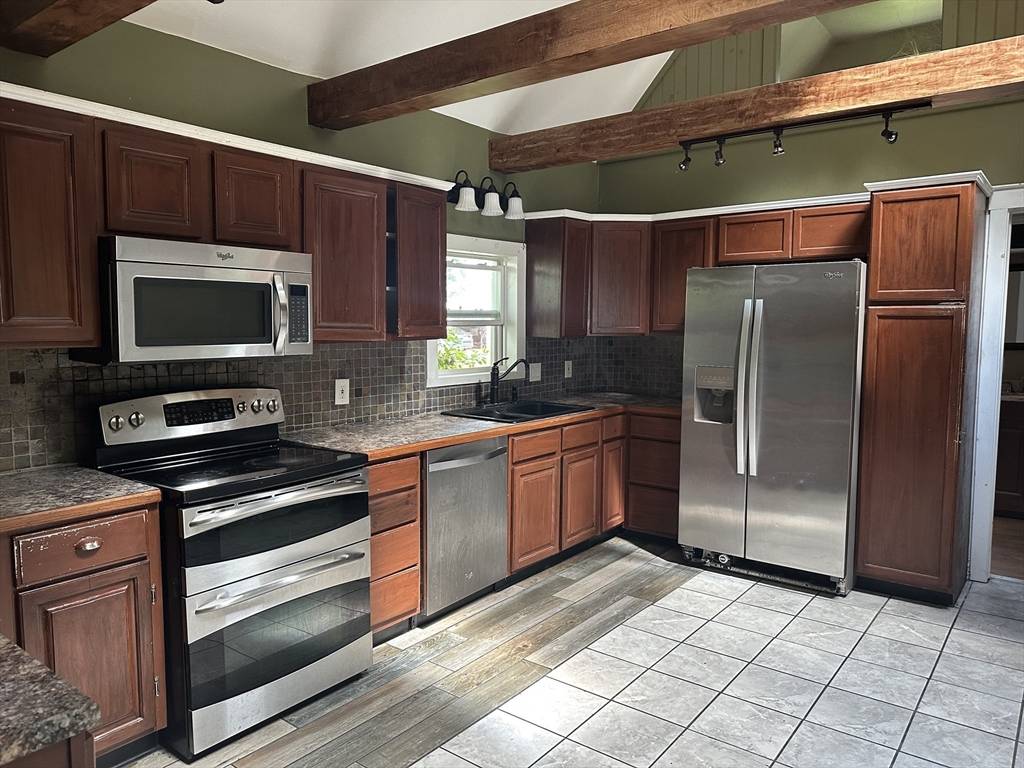 Warren, MA 01083,110 School St