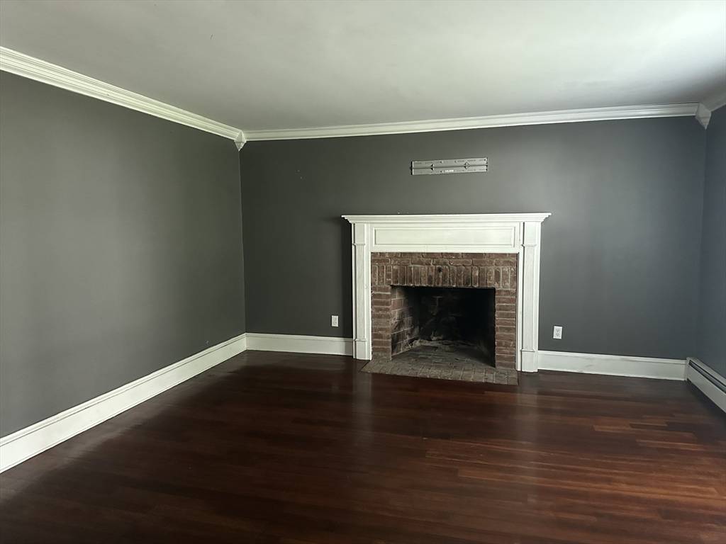 Warren, MA 01083,110 School St