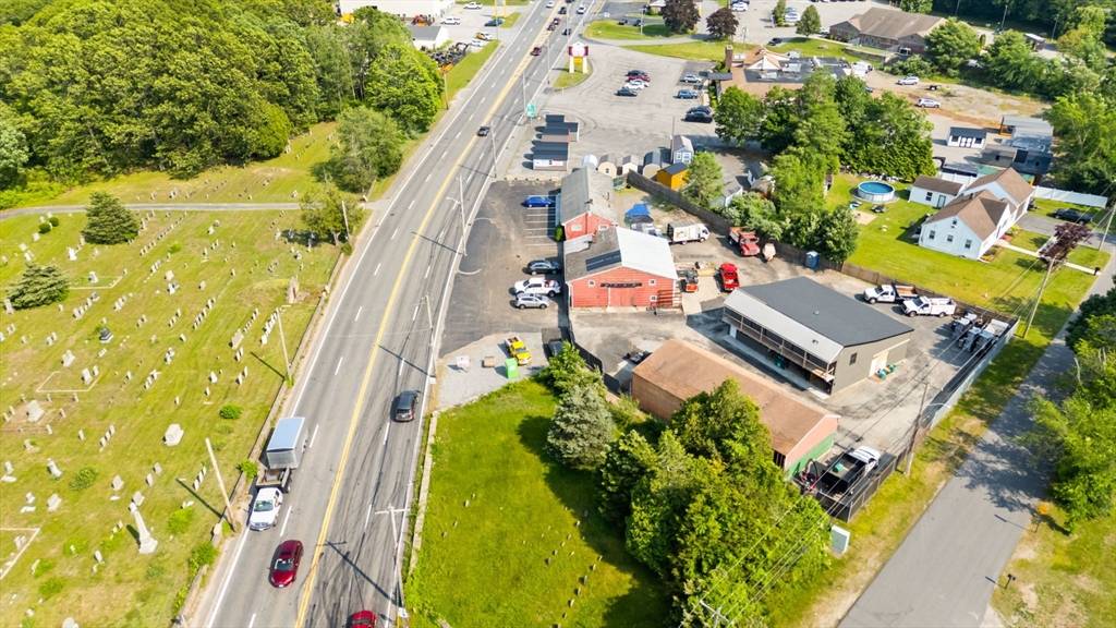 Swansea, MA 02777,2452 Gar Highway