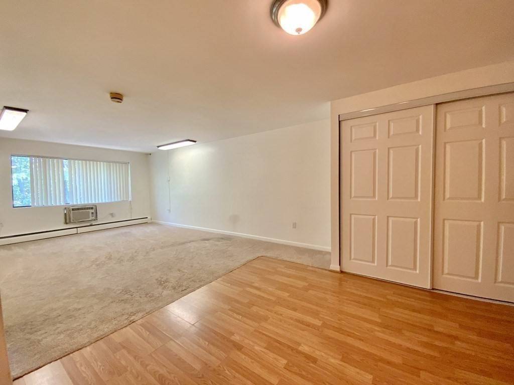 Arlington, MA 02476,9 Ryder St #19