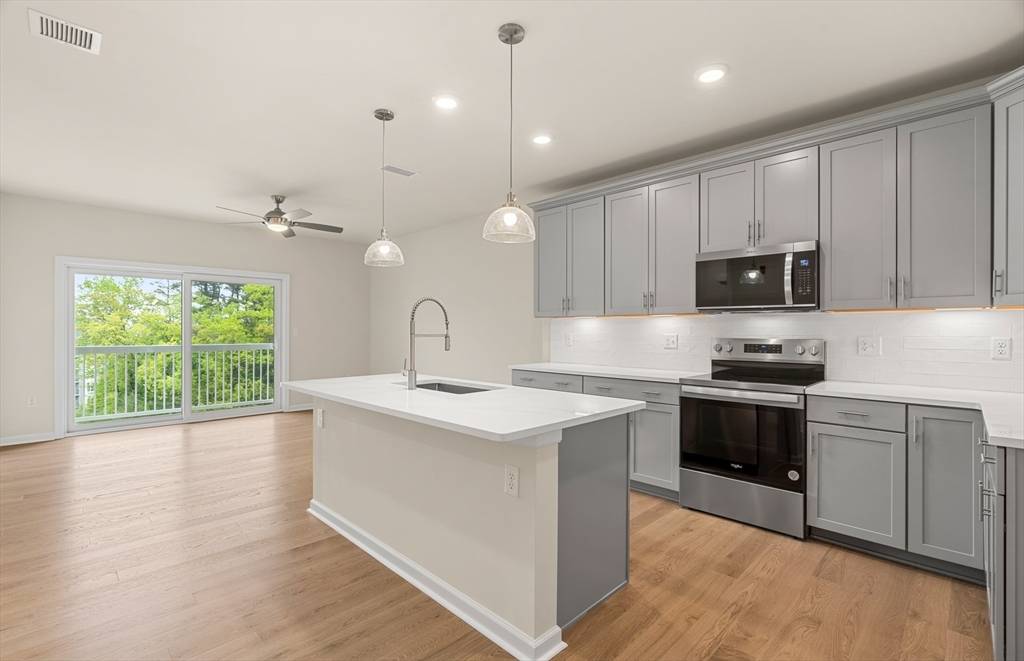 North Reading, MA 01864,320 Martins Landing Way #103