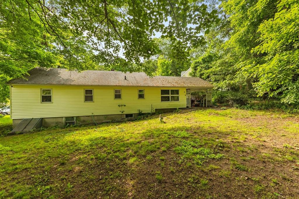 Randolph, MA 02368,28 Maple Circle