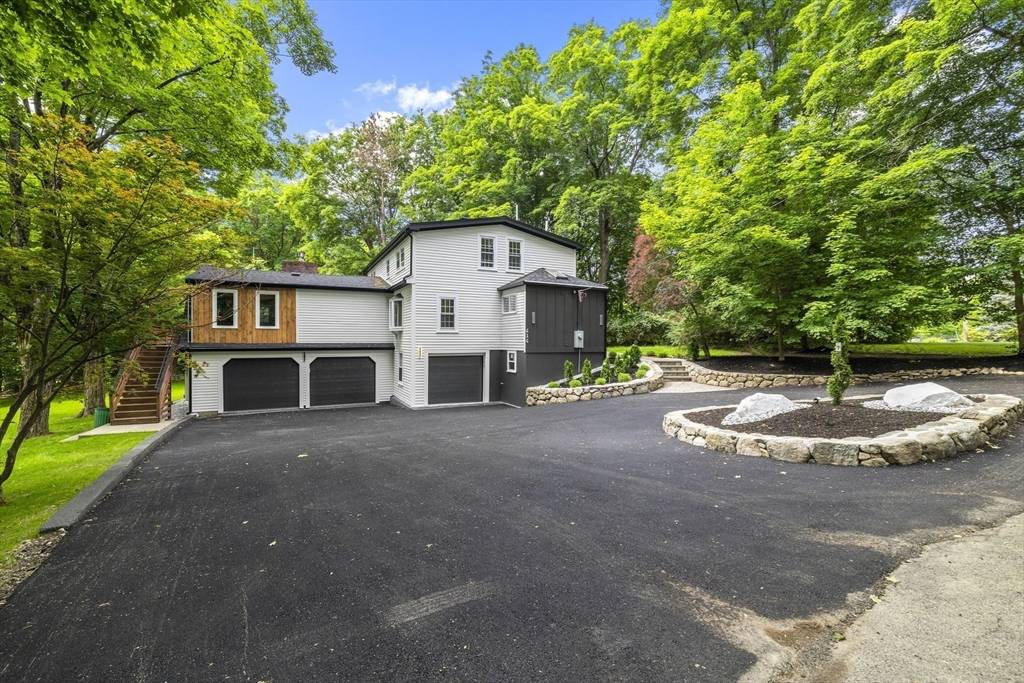 Framingham, MA 01701,616 Grove Street