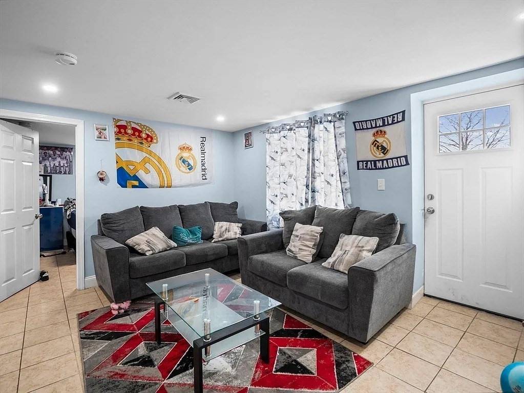 Revere, MA 02151,15 Washington Ave #1