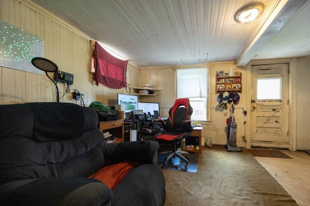 148 Hackett Ave Attleboro, MA 02703