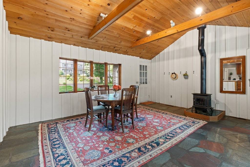 18 Sylvan Way Sudbury, MA 01776