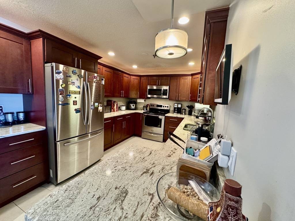 Medford, MA 02155,3920 Mystic Valley Pkwy #402