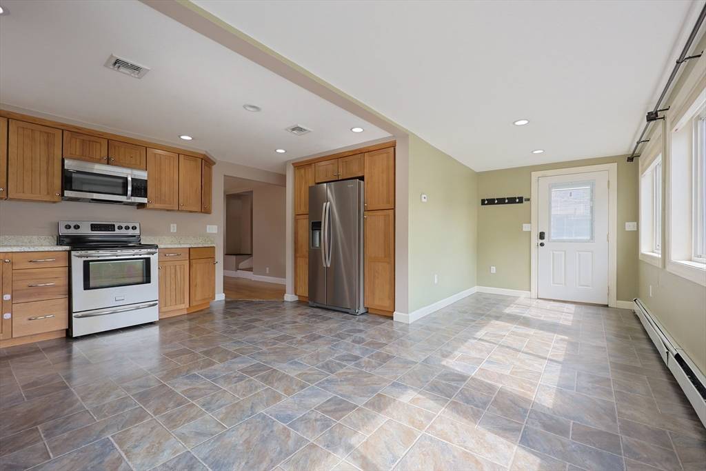 81 Childs St Lynn, MA 01905