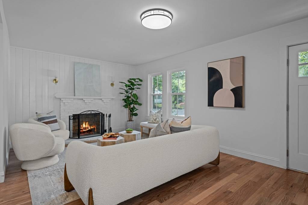 Dedham, MA 02026,96 Alden St