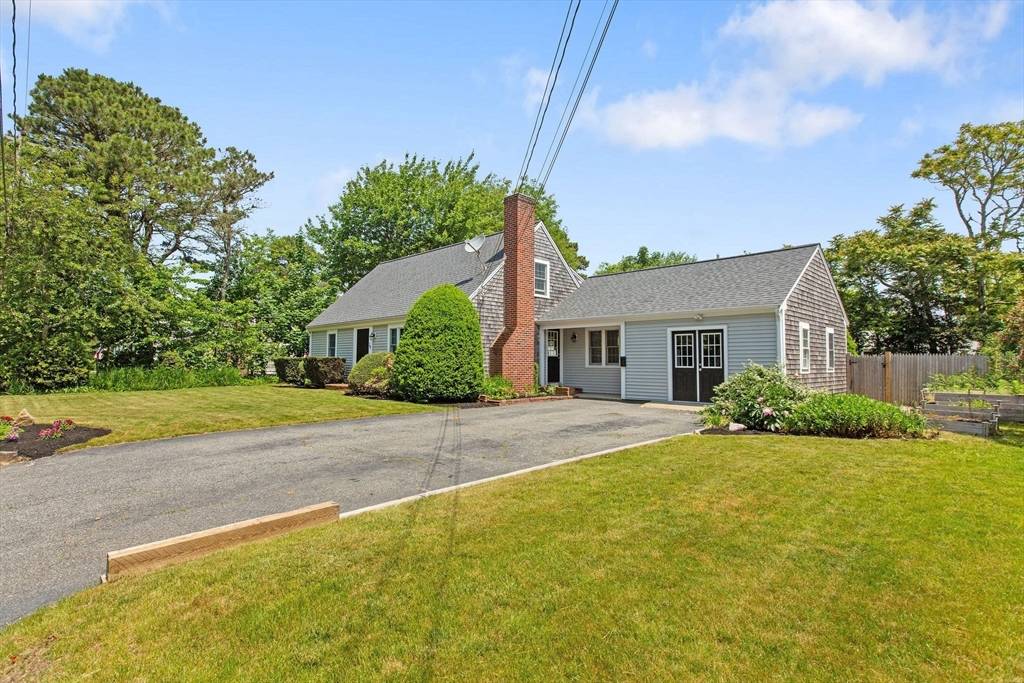34 Violet Glen Road Yarmouth, MA 02664