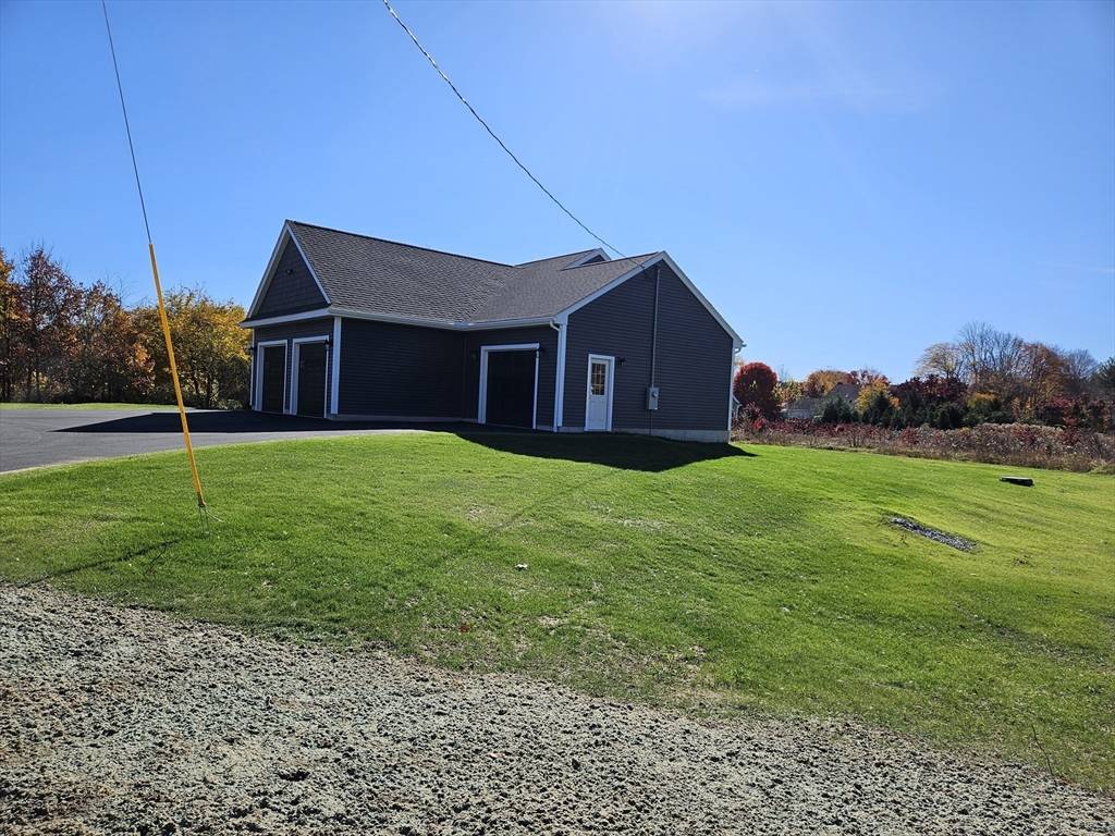 Uxbridge, MA 01569,129 Elm St #Lot 7