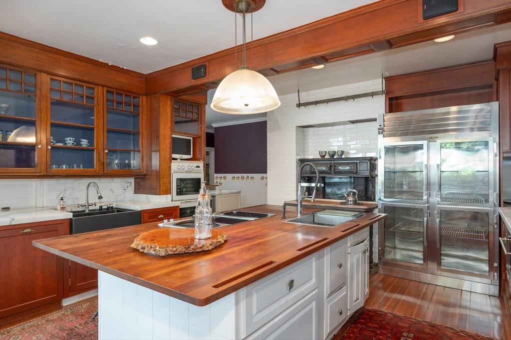 965-973 Hale Street Beverly, MA 01915