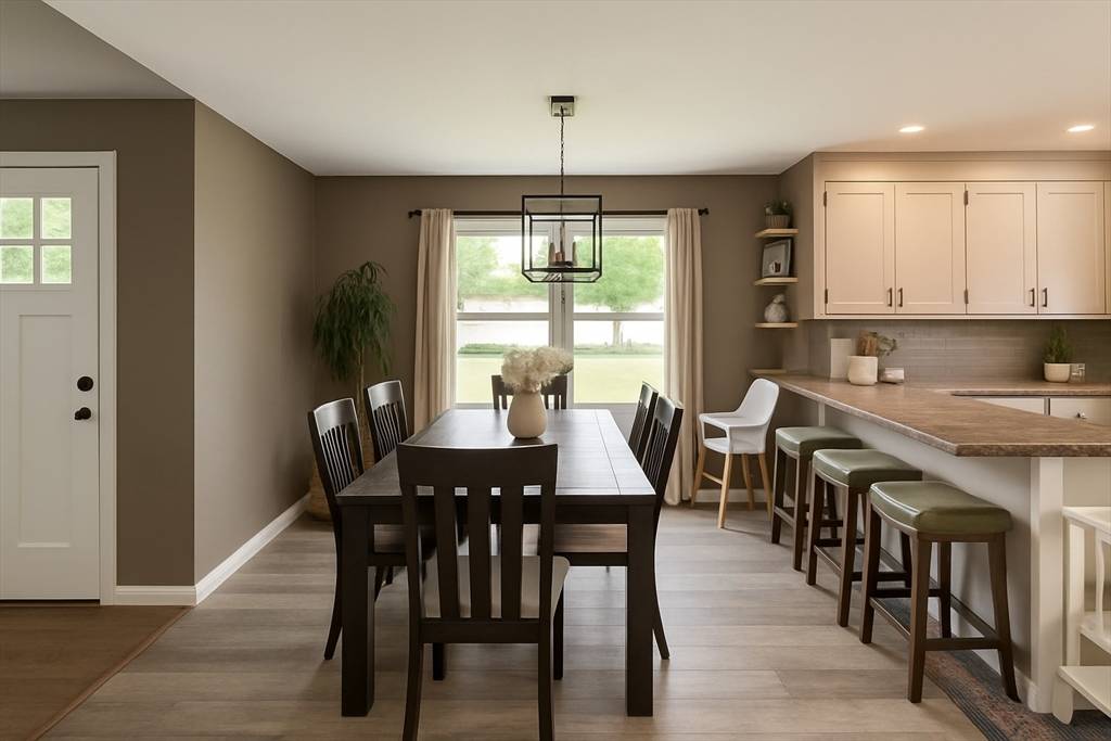 South Hadley, MA 01075,513 Newton St