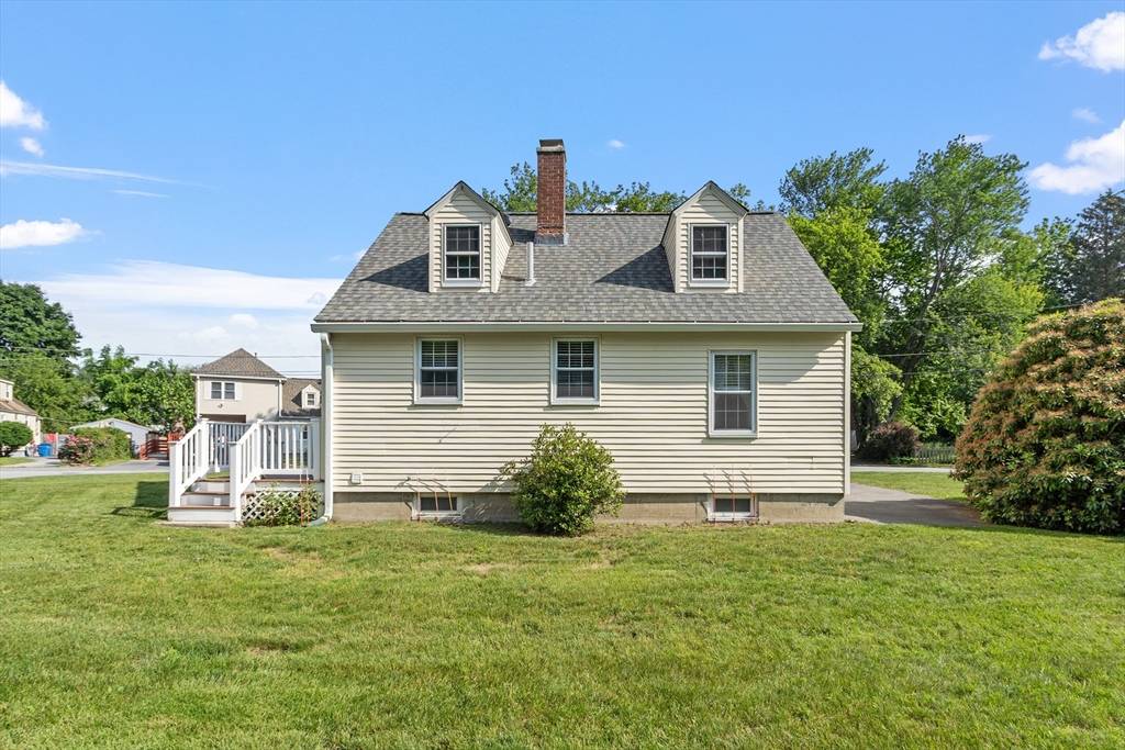 Lawrence, MA 01843,11 Beaconsfield St