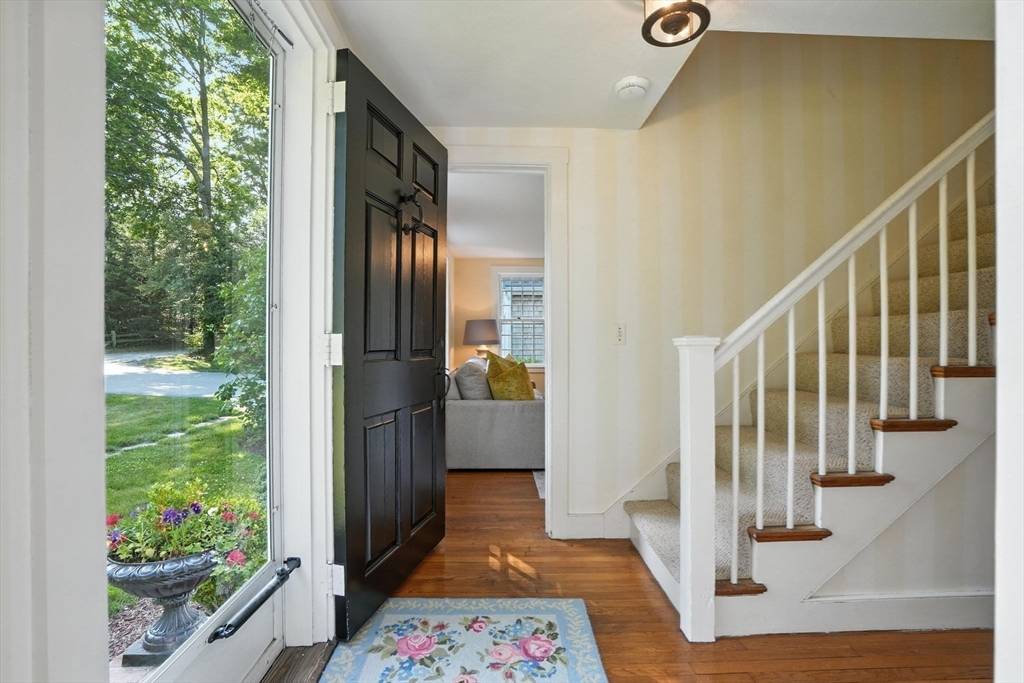 14 Wadsworth Ln Duxbury, MA 02332