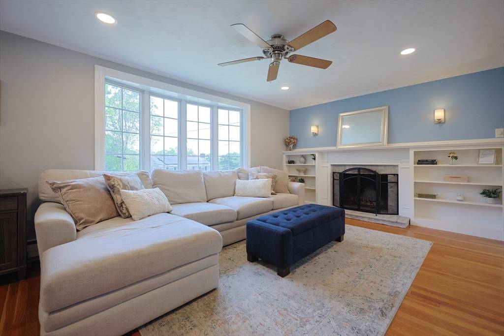 Dedham, MA 02026,61 Colwell