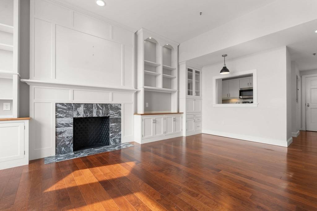 Boston, MA 02116,416 Marlborough #608